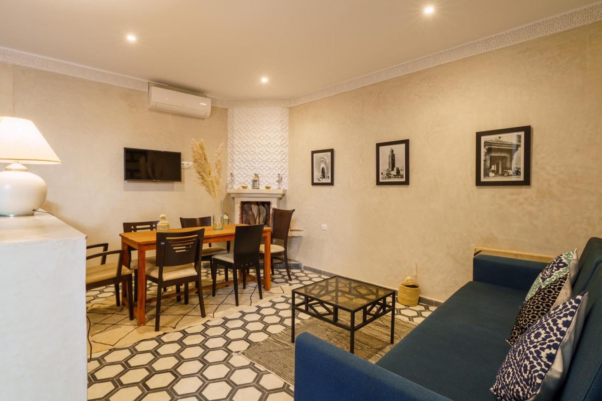 Riad 4 Chambres - Piscine & Petit Dejeuner Gratuit - Wifi Fibre Optique Marrakesh Ngoại thất bức ảnh